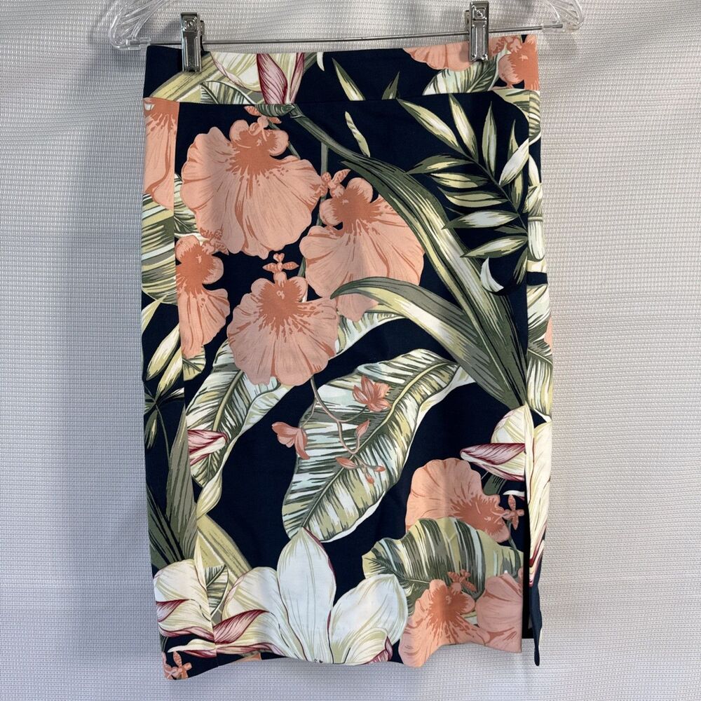 Ann Taylor Petite Floral Pencil Skirt, Floral Multicolor, Lined, Back Zip - 2P